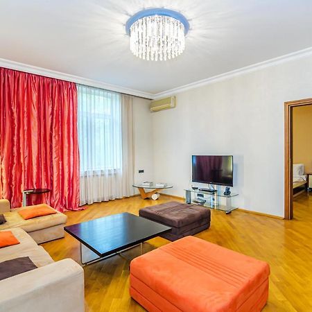 Vip Apartamen Nizami Street Apartment Baku Exterior photo